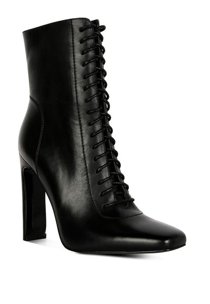 WYNDHAM Lace Up Leather Ankle Boots