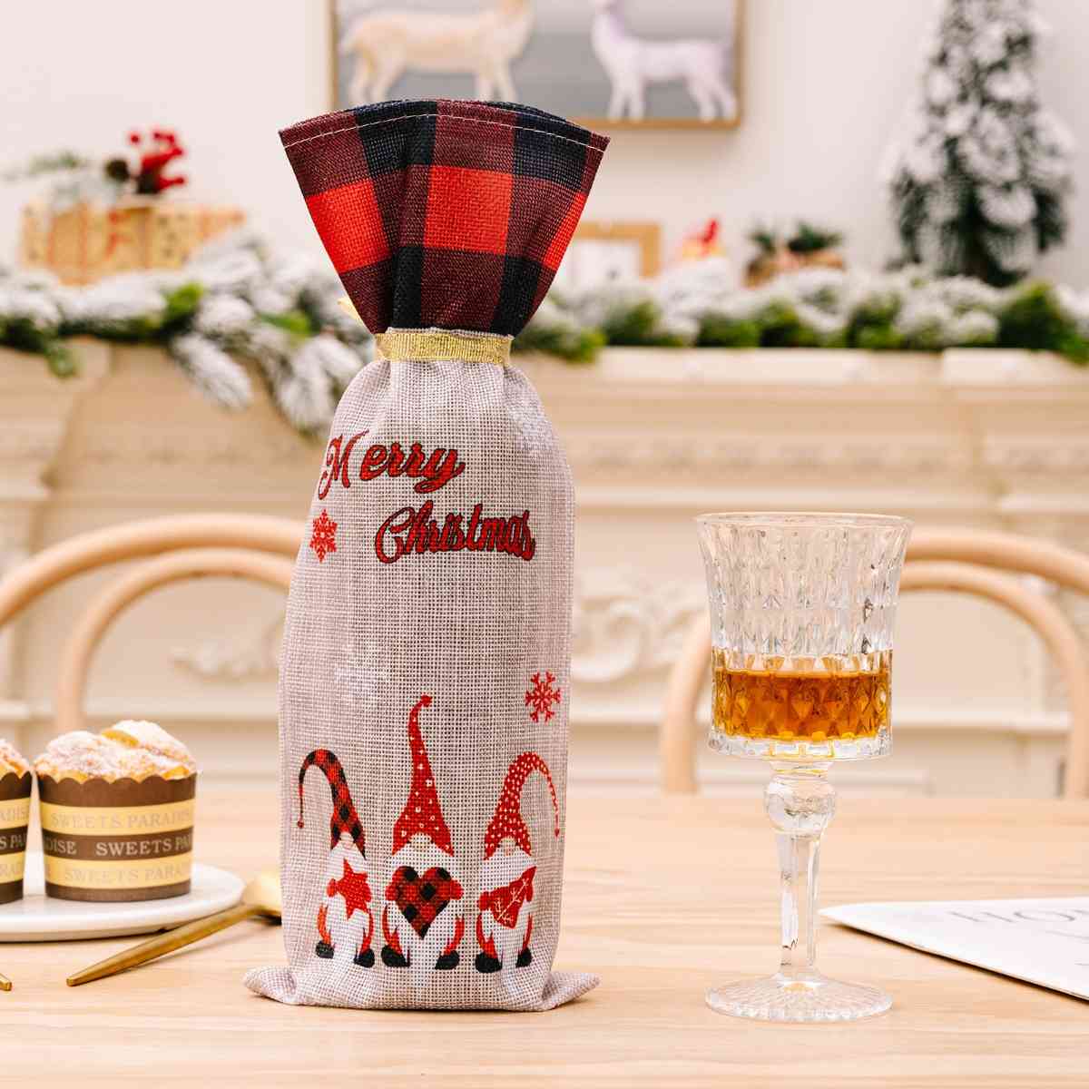 2-Piece Christmas Plaid Bottle Covers