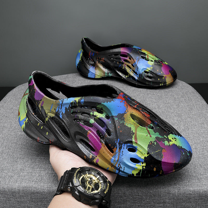 Clogs For Men; Men's hole shoes; hollow beach shoes; camouflage sandals; all inclusive personalized men's sandals