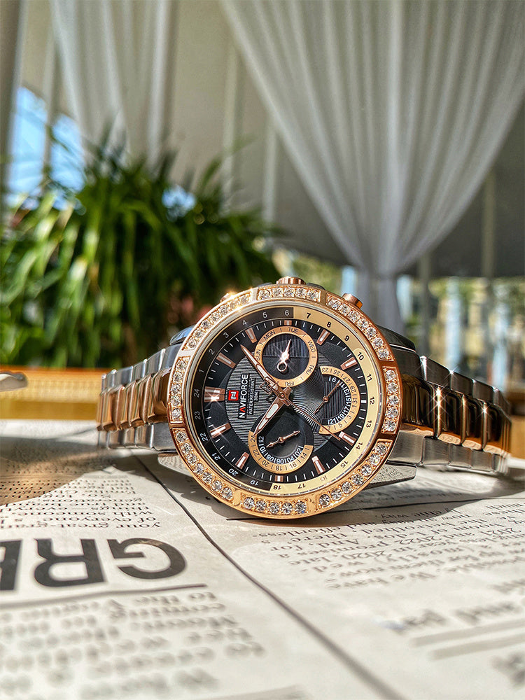 White-collar Business Casual Watch